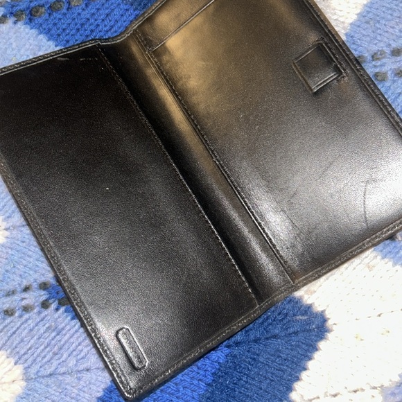 COACH CheckBook - Picture 2 of 5